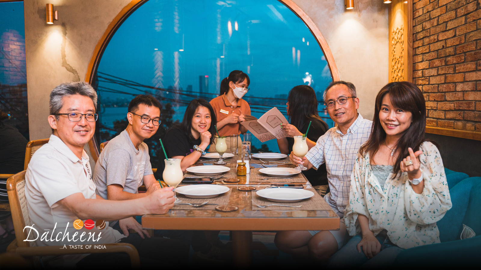 With central locations in Hanoi and Ho Chi Minh City, Dalcheeni offers easy access to a refined Indian Cusinne experience.